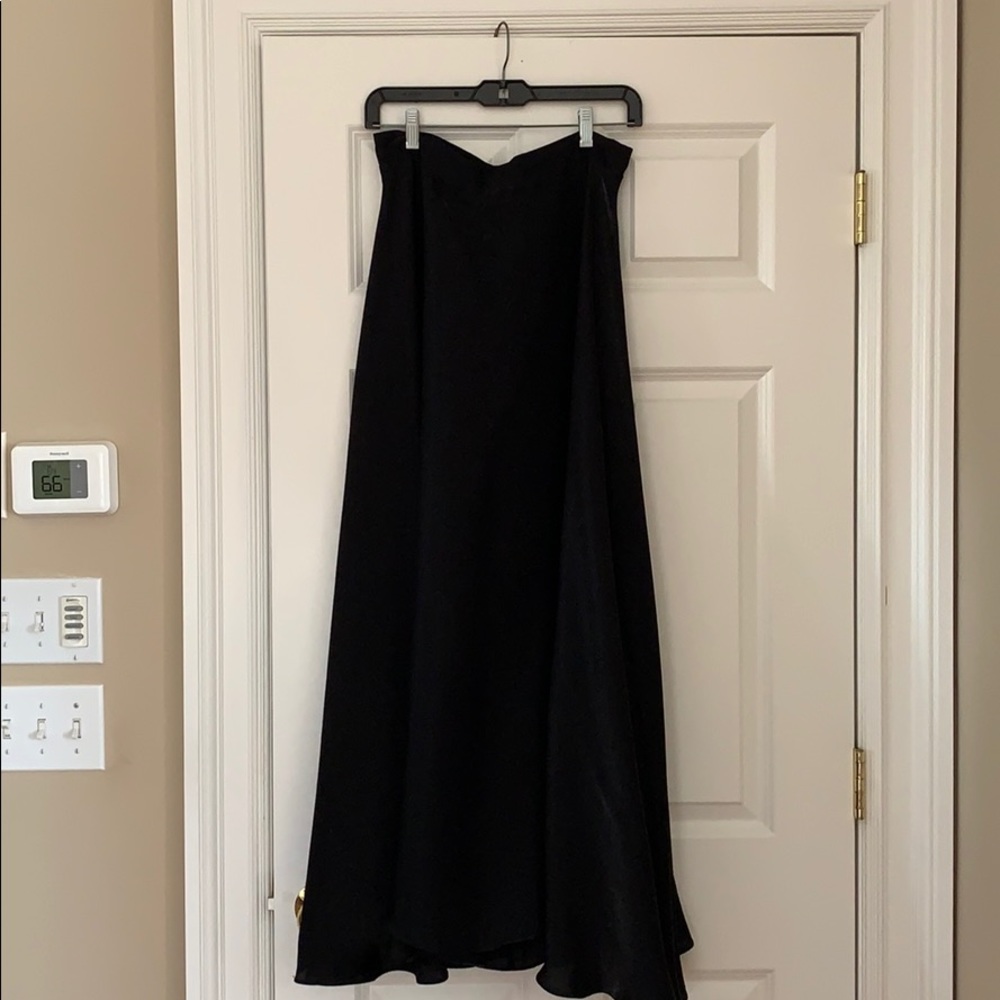 Formal skirt